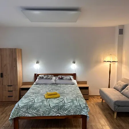 Dom Nad Jeziorem Trzy Tonie