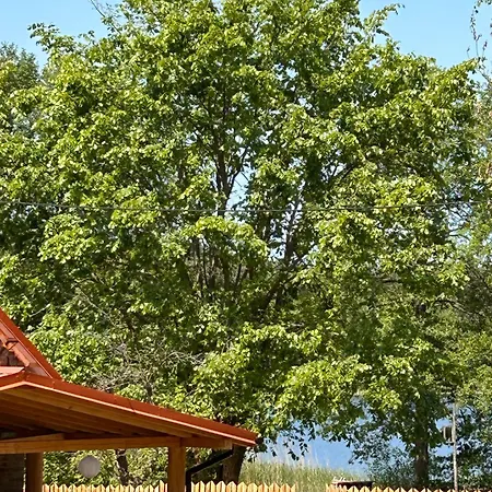 Dom Nad Jeziorem Trzy Tonie Silna Nowa