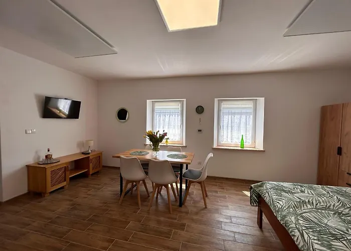 Apartament Dom Nad Jeziorem Trzy Tonie *