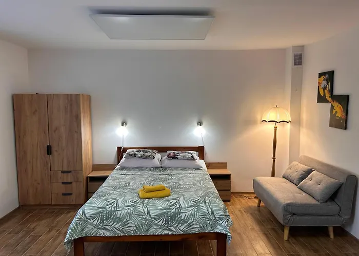 Dom Nad Jeziorem Trzy Tonie