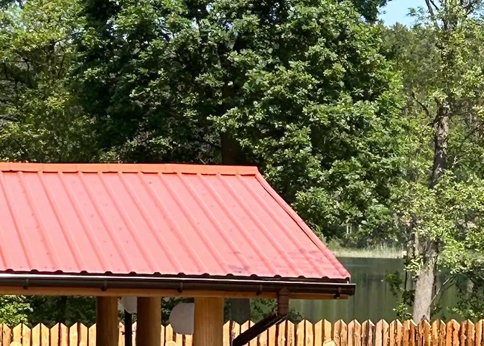 Dom Nad Jeziorem Trzy Tonie *